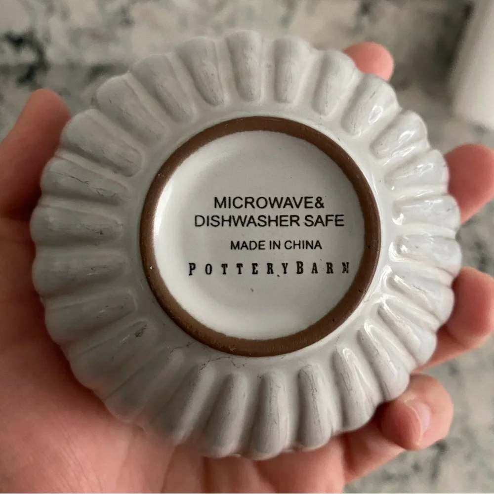 Pottery Barn mini Bowl